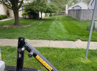 Asia W.'s Lawn Service service result