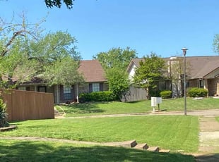 Cynthia S.'s Lawn Maintenance service result