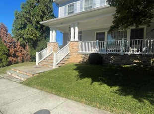 David L.'s Lawn Service service result