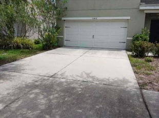 Weeding by William Chavers for Kevin M. in Riverview, FL
