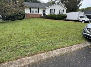 Karen W.'s Lawn Service service result