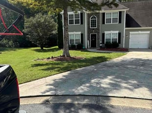 Abby L.'s Lawn Service service result