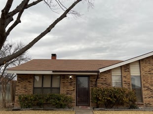 Bush Trimming by Marco Vázquez for Jasmin S. in Mesquite, TX