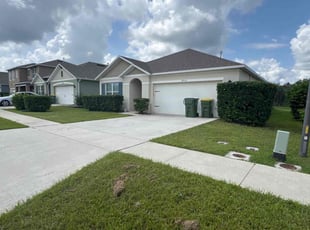 Bush Trimming by Stevie Cleveland for Eric S. in Leesburg, FL