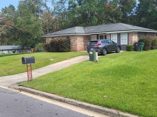 Cassandra J.'s Lawn Service service result