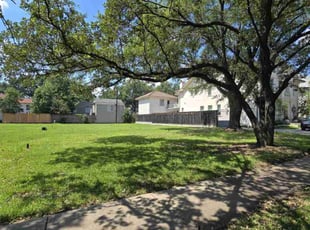 Cynthia M.'s Lawn Maintenance service result