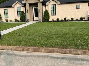 Chrystina V.'s Lawn Service service result