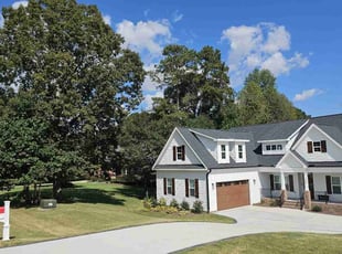 Jeannine M.'s Lawn Service service result