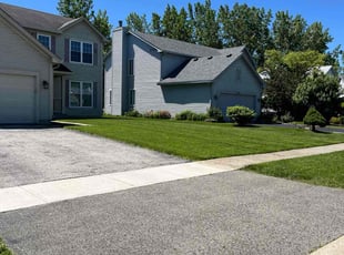 Laqunda W.'s Lawn Care service result