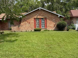 Sylvia W.'s Lawn Service service result