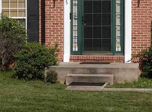 Lauren L.'s Lawn Service service result