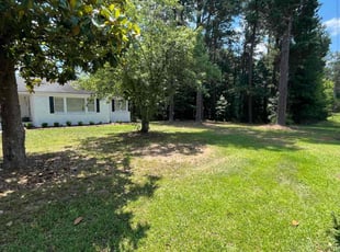 Robin B.'s Lawn Service service result