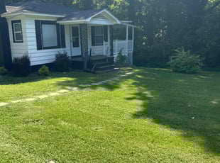 Jason Y.'s Lawn Mowing service result