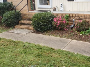Bush Trimming by Devon Shepard for Jason W. in Gastonia, NC