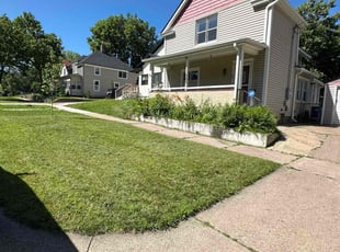 Sibo-Mana A.'s Lawn Service service result