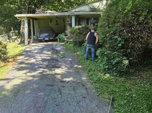 Bush Trimming by Jeffrey Bowers for Willard C. in Alton, IL