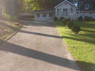 Barbara R.'s Lawn Service service result