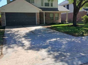 Dwayne M.'s Grass Cutting service result
