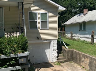Bush Trimming by Aaron Vertreese for Austin W. in Kansas City, MO