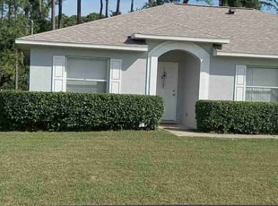 Bush Trimming by Miguel Rodriguez for Joanna G. in Palm Coast, FL