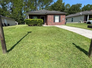 Erika K.'s Lawn Service service result