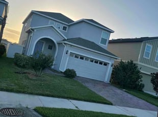 Bush Trimming by Paula Lisko for Vinod T. in Sanford, FL
