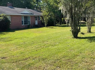 Arvaughn B.'s Lawn Service service result