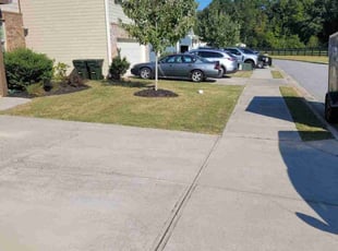 Britt T.'s Lawn Service service result