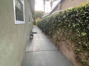 Bush Trimming by Carlos Romero for Sameera N. in Torrance, CA