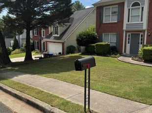 Robert L.'s Lawn Maintenance service result