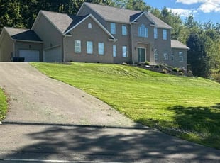 Debra H.'s Lawn Service service result