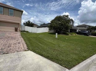 Erin H.'s Yard Cutting service result