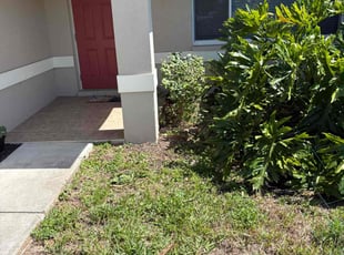 Bush Trimming by Malcolm Smith for Gerry M. in Cape Coral, FL