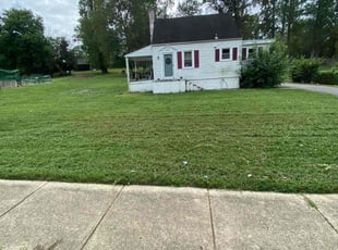 Debbie W.'s Grass Cutting service result