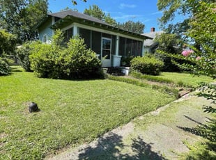 Eleanor C.'s Lawn Care service result