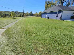 Kayla V.'s Lawn Care service result