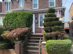 Bush Trimming by Adrian Moran for Igor A. in Brooklyn, NY