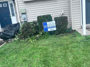 Bush Trimming by joe medina for Taynika J. in Middletown, DE