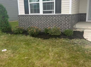 Weeding by Taru Smith for Qi J. in North Ridgeville, OH