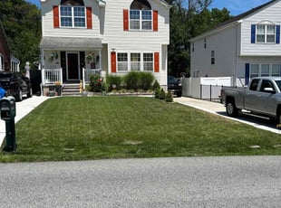 Emily H.'s Lawn Service service result