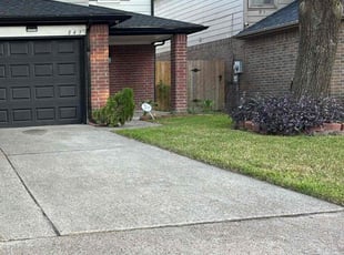 Tracie B.'s Lawn Service service result