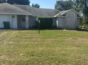 Bush Trimming by Mike Szpara for Lawrence W. in Deltona, FL