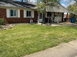Nicole D.'s Lawn Maintenance service result