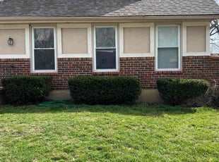 Bush Trimming by Jacob Russi for Alaina R. in Lee's Summit, MO