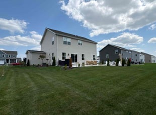 Maly m.'s Lawn Mowing service result