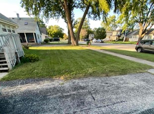 Kim J.'s Lawn Service service result
