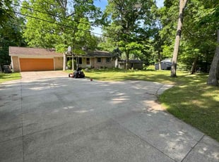 Don P.'s Lawn Service service result