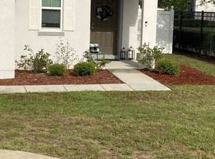 Weeding by Jay Jackson for Tiara B. in Davenport, FL