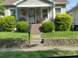 Bush Trimming by Chris Slone for Amber B. in Louisville, KY