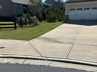 DEBBIE A.'s Lawn Care service result
